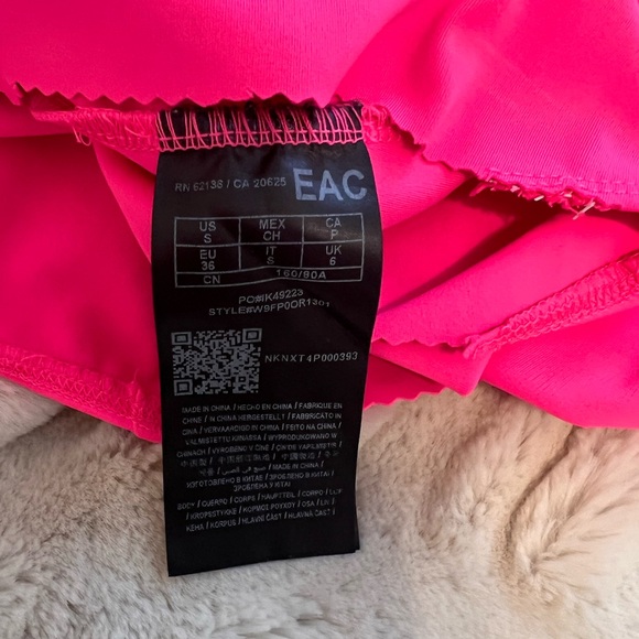 GUESS Hot Pink Tank Top - Picture 4 of 4